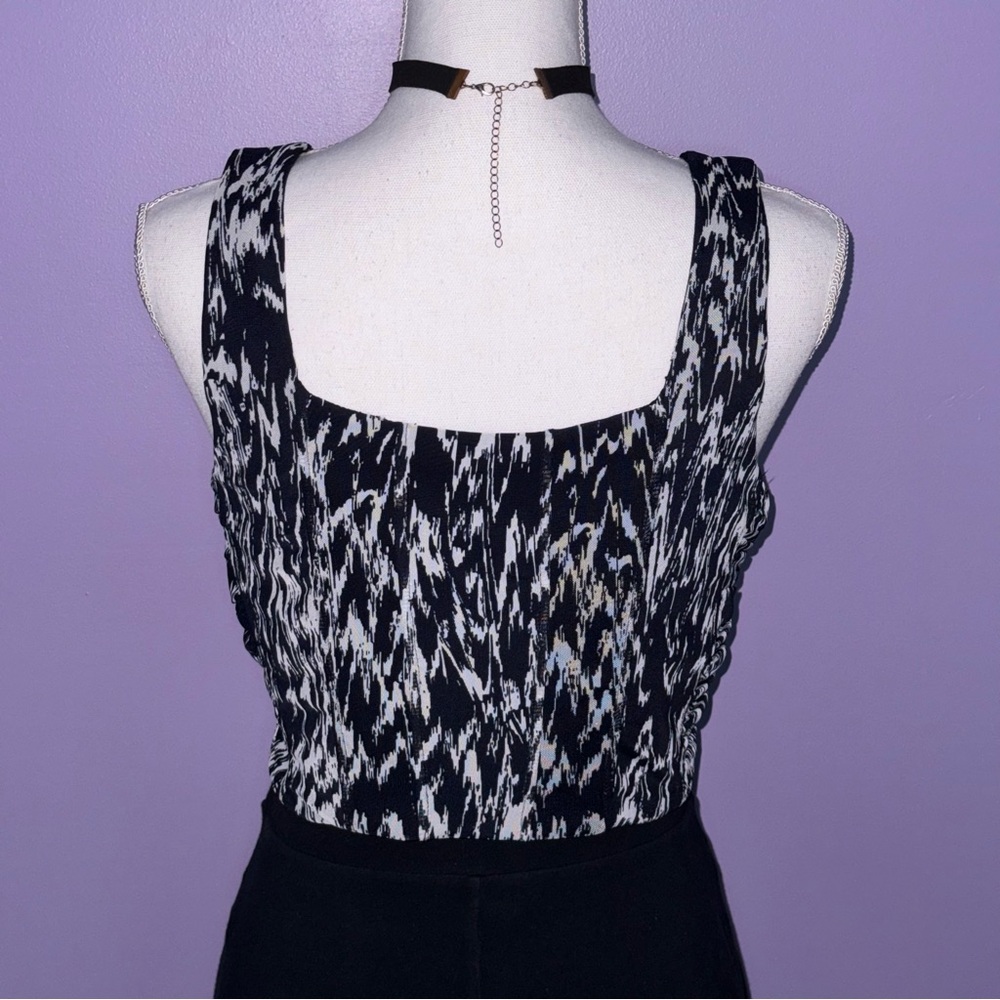 FINAL PRICE!!  NWT House of Harlow Patterned Corset Top - Picture 11 of 13